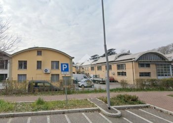 Capannone via triumvirato, Bologna (zona Battindarno) - foto 6