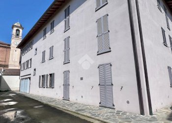 Three-room apartment Via Martiri d'Ungheria, Binasco - photo 19