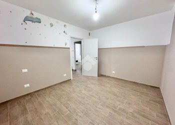 Three-room apartment Via Martiri d'Ungheria, Binasco - photo 6