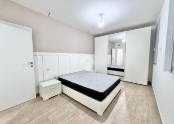 Three-room apartment Via Martiri d'Ungheria, Binasco - photo 12