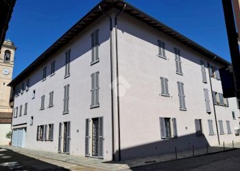 Trilocale Via Martiri d'Ungheria, Binasco - foto 1