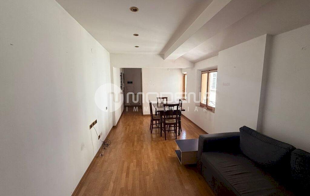 Two-room apartment Modena (neighborhood Circoscrizione 1) - photo 2