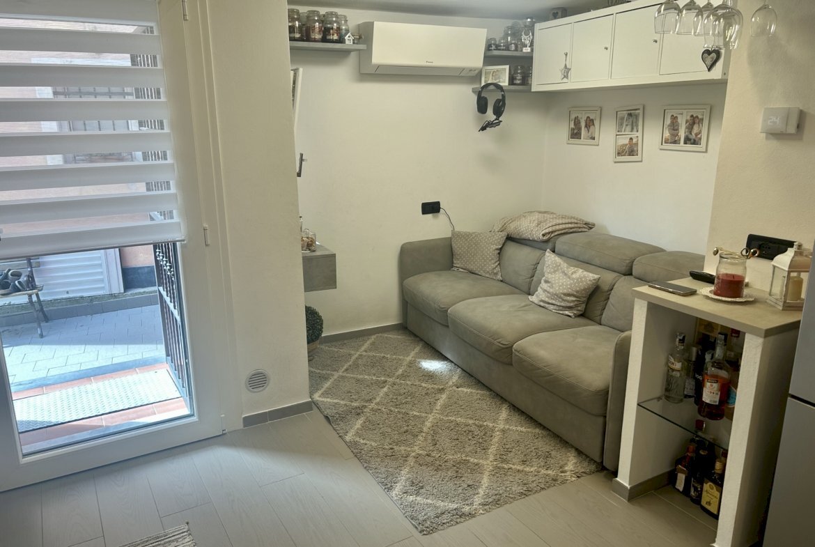 Two-room apartment Via Villa, Genova (neighborhood Bavari) - photo 2