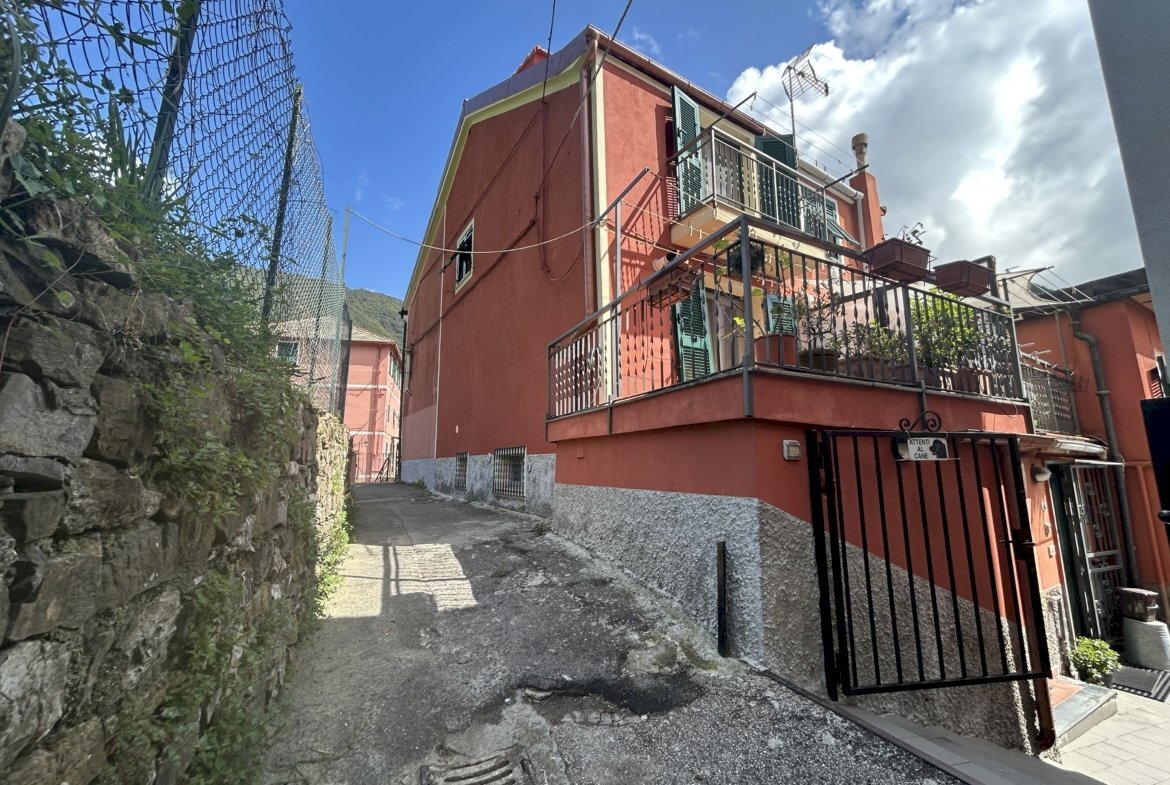 Two-room apartment Via Villa, Genova (neighborhood Bavari) - photo 3