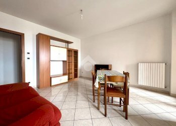 Bilocale Via Pirandello, La Loggia - foto 1