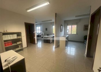 Three-room apartment Carpi - photo 3