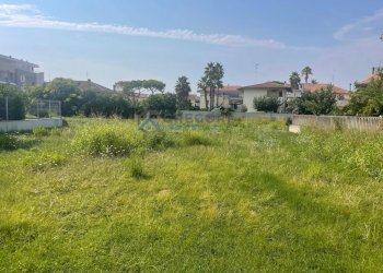 Foto 1 - Terreno edificabile snc, Martinsicuro - foto 1