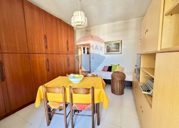 Sala da pranzo - Appartamento Via Europa
 
35, Casoria - foto 12