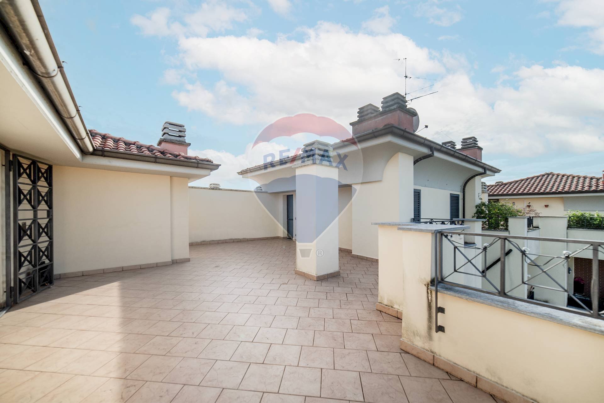 Terrazza - Trilocale Via Della Liberazione
 
3, Cambiago - foto 2