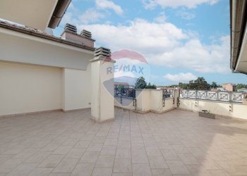 Terrazza - Trilocale Via Della Liberazione
 
3, Cambiago - foto 4