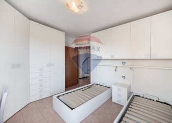 Camera / camera da letto - Trilocale Via Della Liberazione
 
3, Cambiago - foto 27