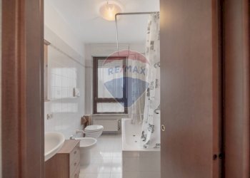 Bagno - Trilocale Via Della Liberazione
 
3, Cambiago - foto 29