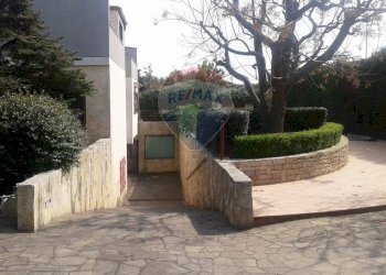 Terrazza - Casa semi indipendente Via Bari
 
283, Valenzano - foto 4