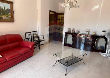 Sala da pranzo - Casa indipendente Via G. Marconi
 
30-32, Nicolosi - foto 7