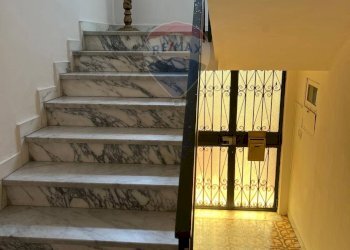 Scale - Casa indipendente Via G. Marconi
 
30-32, Nicolosi - foto 14