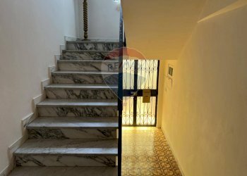 Scale - Casa indipendente Via G. Marconi
 
30-32, Nicolosi - foto 25