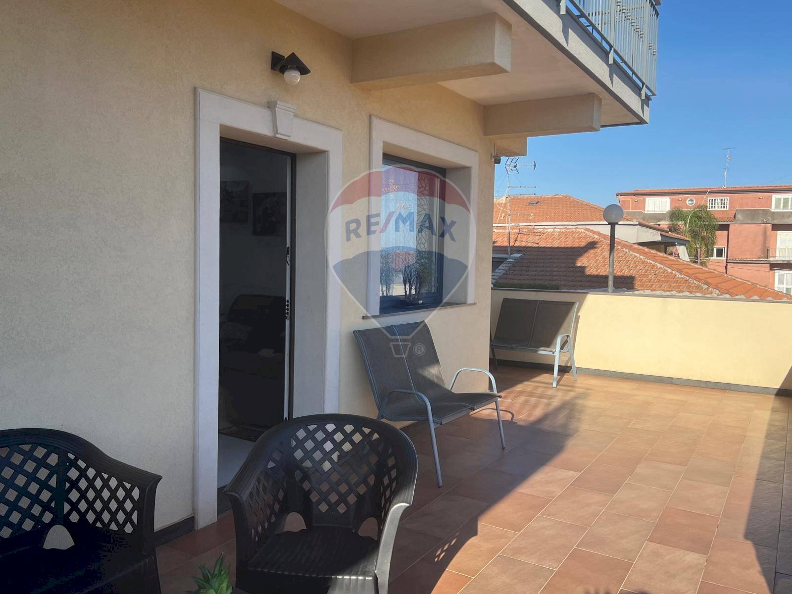 Terrazza - Casa semi indipendente via Serra Belvedere
20, Misterbianco - foto 2