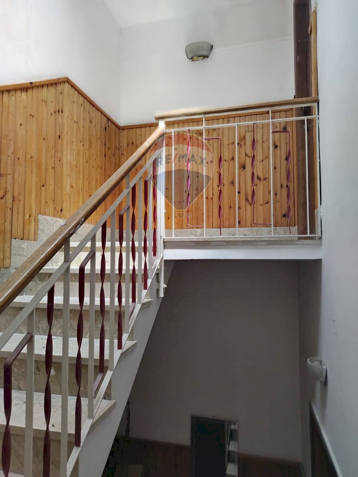 Scale - Trilocale Via Giosuè Carducci
 
28, Gela - foto 3