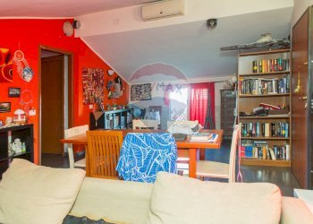 Sala da pranzo - Attico Via Pulei
 
39, Mascalucia - foto 11