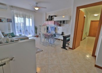 Sala da pranzo - Trilocale via Pietro Nenni
 
4/8, Bollate - foto 2