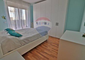 Camera / camera da letto - Trilocale via Pietro Nenni
 
4/8, Bollate - foto 13