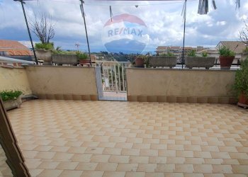 Terrazza - Trilocale VIALE PRINCIPE UMBERTO
 
48, Caltagirone - foto 6