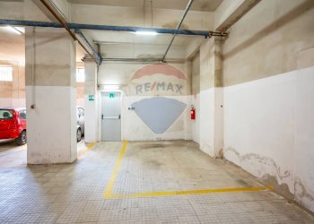 Parcheggio - Apartment Via Annunziata
 
2, Messina - photo 25