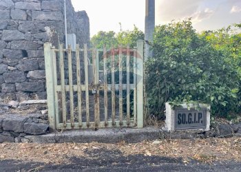 Casa all\'aperto - Terreno agricolo Via Colomba
 
34, Acireale - foto 4