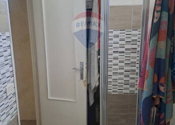 Bagno - Appartamento via Acitrezza
 
14 A, Catania - foto 24