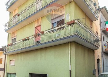 Edificio all\'aperto - Casa indipendente via livorno
 
16, Biancavilla - foto 41