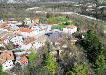 Casa all\'aperto - Villa Viale Roma
 
3/4, Ponte nelle Alpi - foto 21