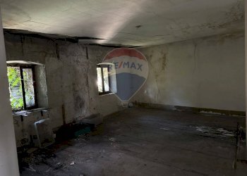 Stanza vuota - Villa Viale Roma
 
3/4, Ponte nelle Alpi - foto 54