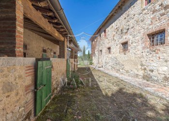 Foto 34 - Rustic Case sparse
 
34, Gaiole in Chianti - photo 34