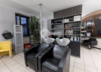 Foto 9 - Shop Via San Pietro
 
5, Persico Dosimo - photo 9