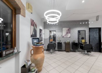 Foto 15 - Shop Via San Pietro
 
5, Persico Dosimo - photo 15