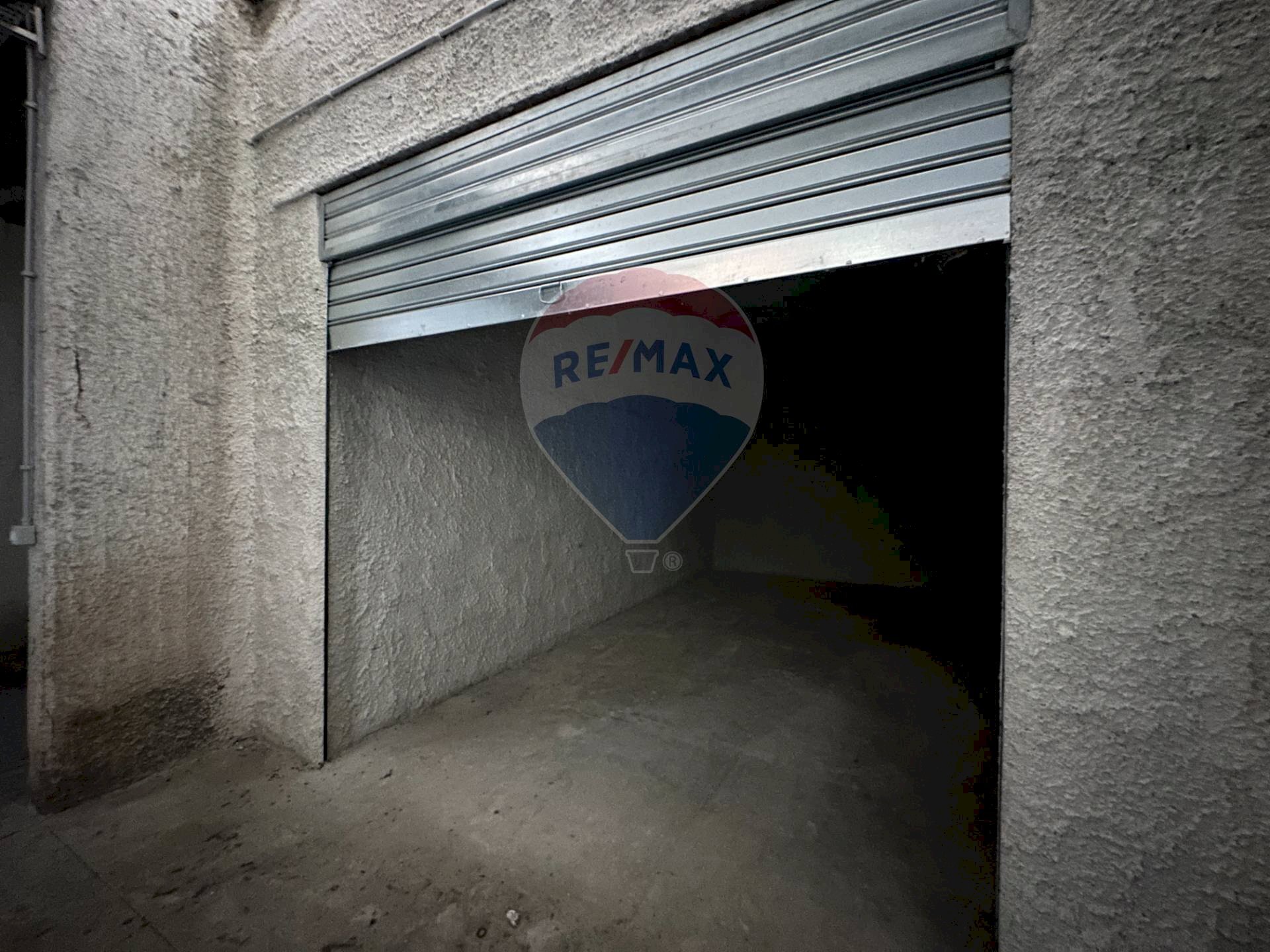 Parcheggio - Magazzino via alcide de gasperi, Villabate - foto 1