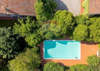 Piscina - Villa Loc. San Lorenzo
 
Snc, Valvasone Arzene - photo 1