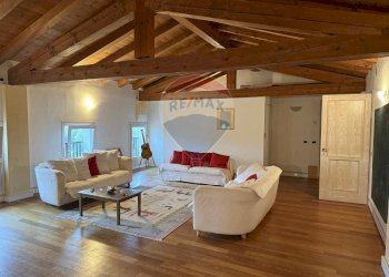 Soggiorno - Villa Loc. San Lorenzo
 
Snc, Valvasone Arzene - photo 13