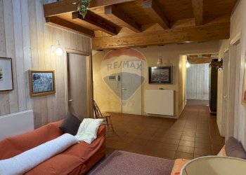 Soggiorno - Villa Loc. San Lorenzo
 
Snc, Valvasone Arzene - photo 35