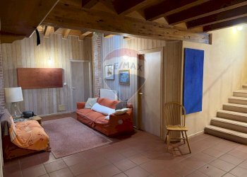 Soggiorno - Villa Loc. San Lorenzo
 
Snc, Valvasone Arzene - photo 43