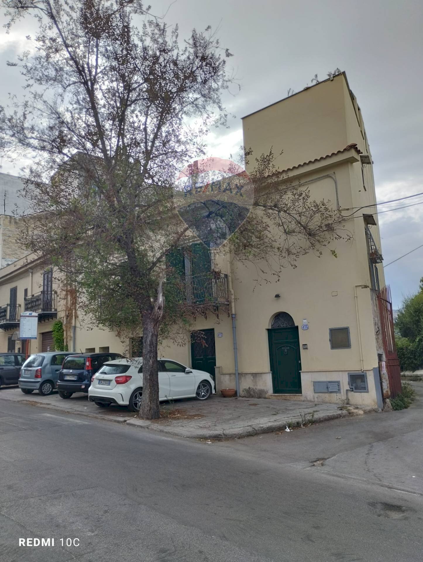Edificio all\'aperto - Trilocale via villagrazia
 
477, Palermo - foto 2