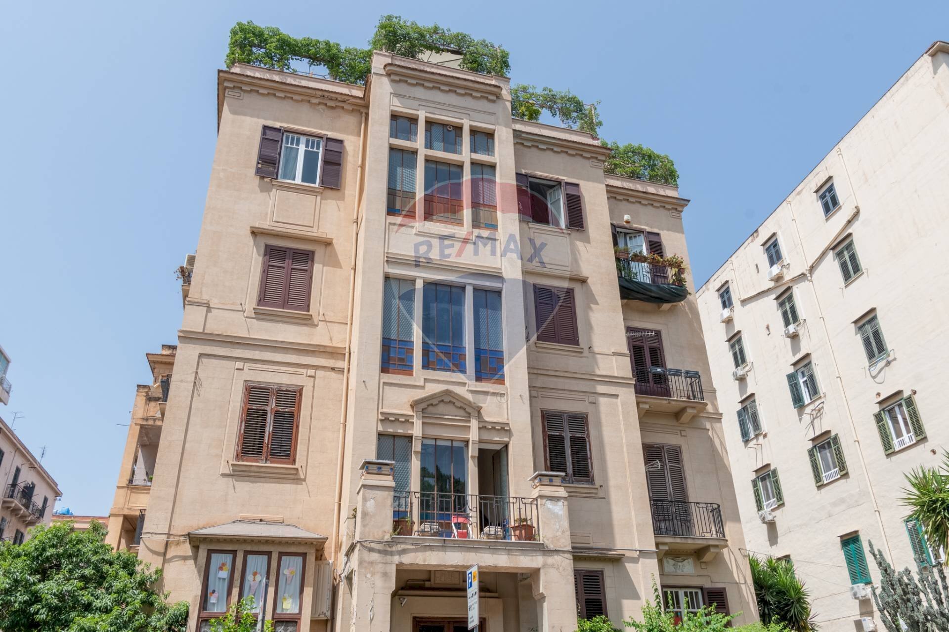 Edificio all\'aperto - Attico via Nunzio Morello
16, Palermo - foto 2