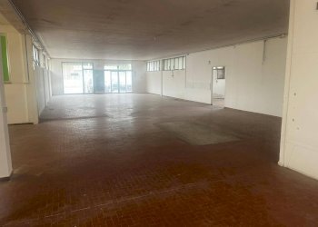 Foto 7 - Locale Commerciale via nazario sauro, Cascina - foto 7