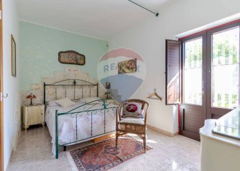 Camera / camera da letto - Baita Via Massafra
 
260, Martina Franca - foto 17