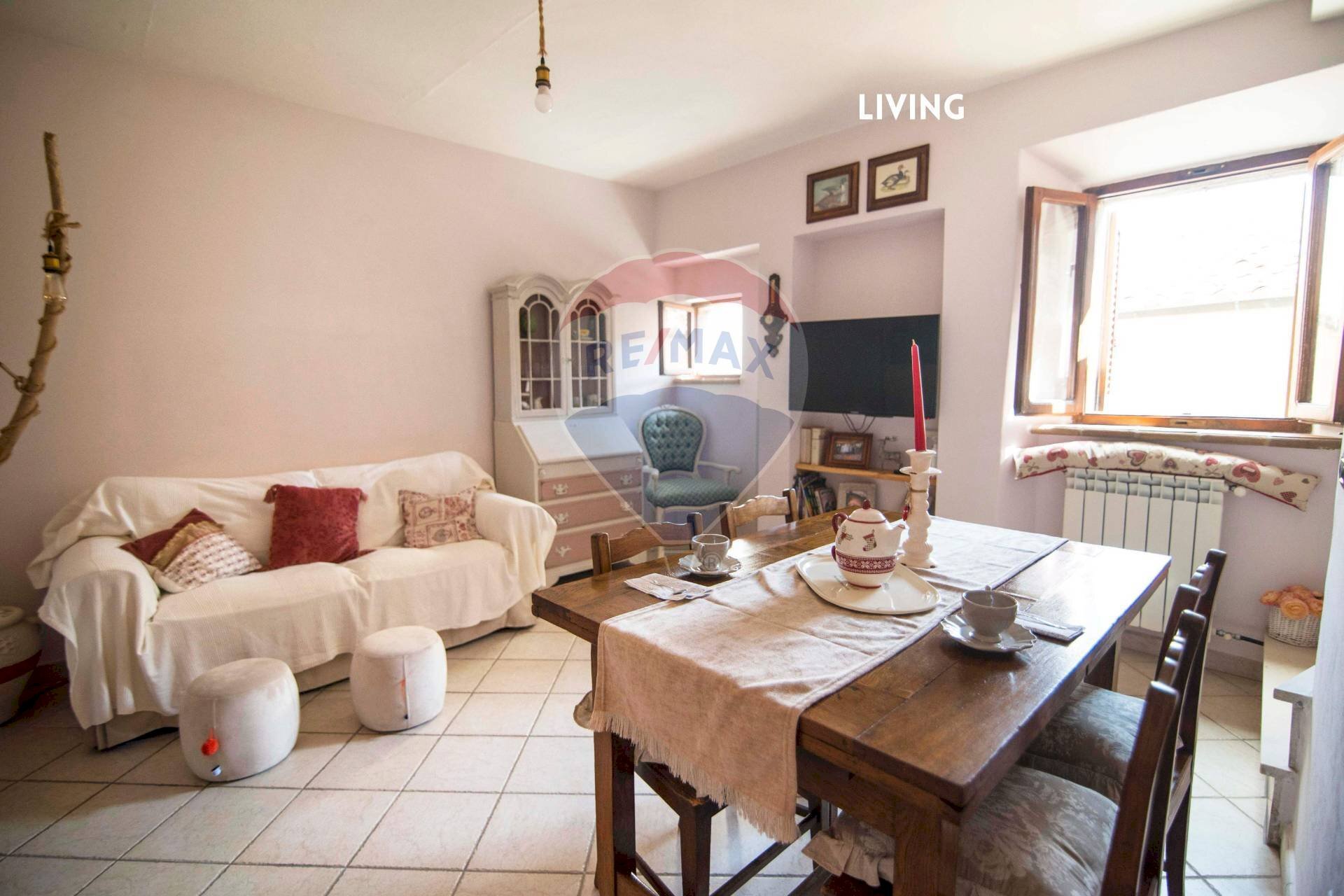 LIVING OPEN SPACE - Independent house VIA BOLOGNA
 
20, Castell'Azzara - photo 1