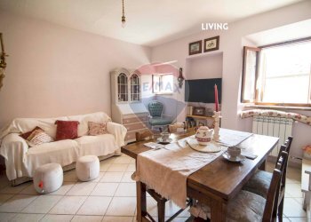 LIVING OPEN SPACE - Casa indipendente VIA BOLOGNA
 
20, Castell'Azzara - foto 1