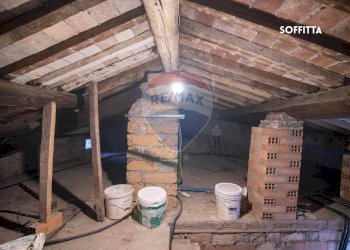 SOFFITTA - Casa indipendente VIA BOLOGNA
 
20, Castell'Azzara - foto 42