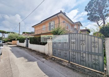 Foto 2 - Villa Via Masaccio
 
25, Camaiore - foto 2