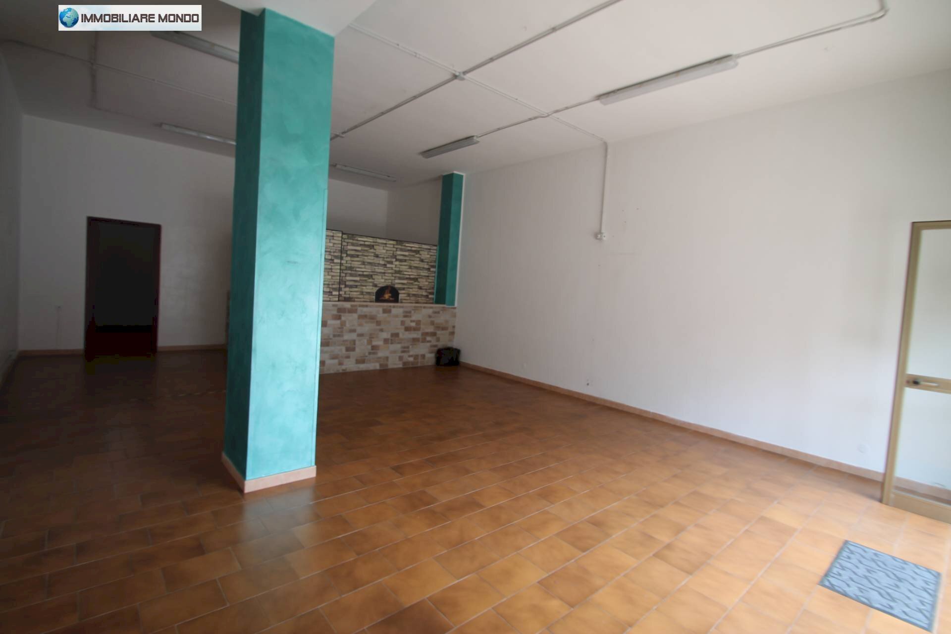 Foto 3 - Locale Commerciale Via India, Termoli - foto 3