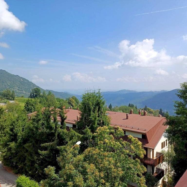 Vista - Three-room apartment via dei Piani, Viola - photo 1